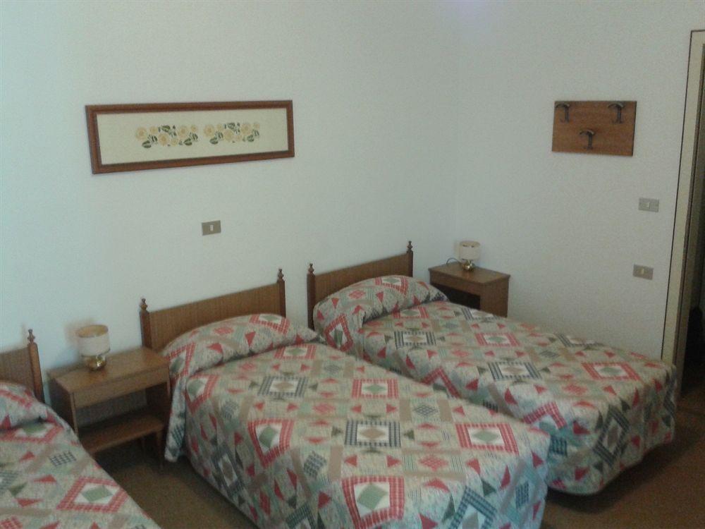 Hotel Rosalpina ريفا ديل غاردا المظهر الخارجي الصورة