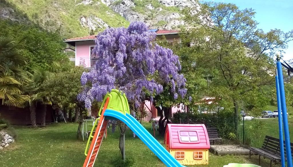 Hotel Rosalpina ريفا ديل غاردا المظهر الخارجي الصورة